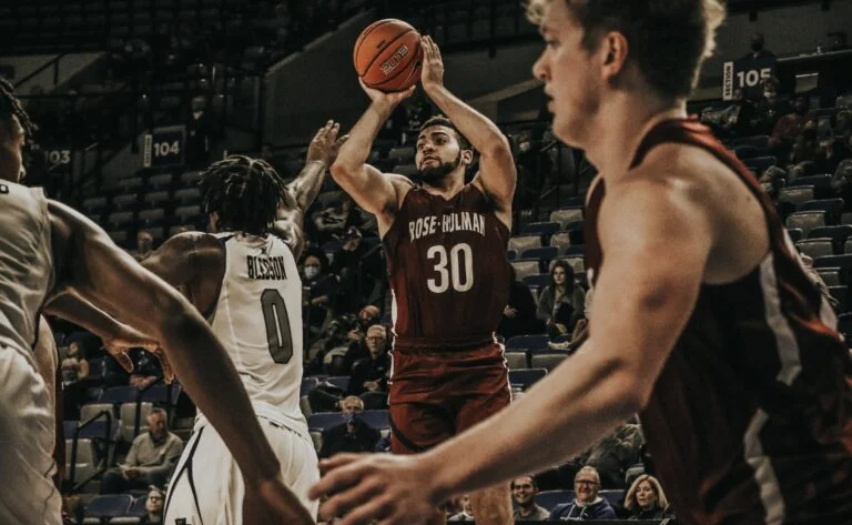 photo of a basketball game